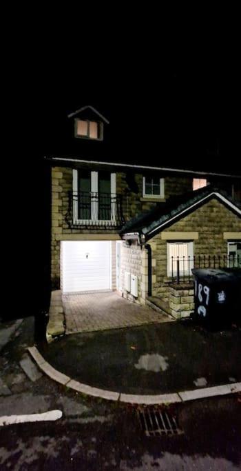 Holiday home 9 Guest 7 Beds Lovely House In Rossendale